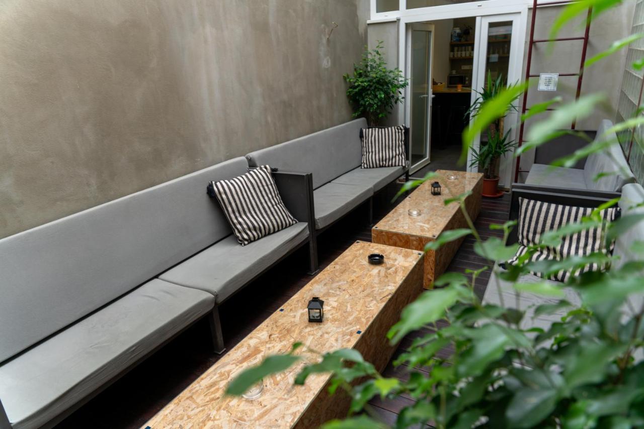 Main Square Hostel *